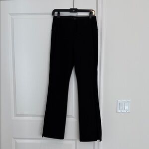 Theory Women’s Flared Slit Legging in Motion Ponte
Black Size M